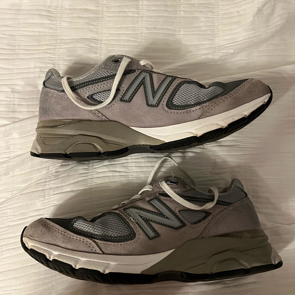 Vintage New Balance Size 7.5